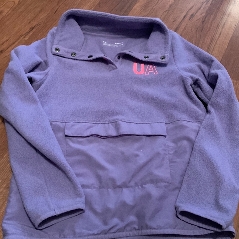 Youth LG Under Armor sweatshirt